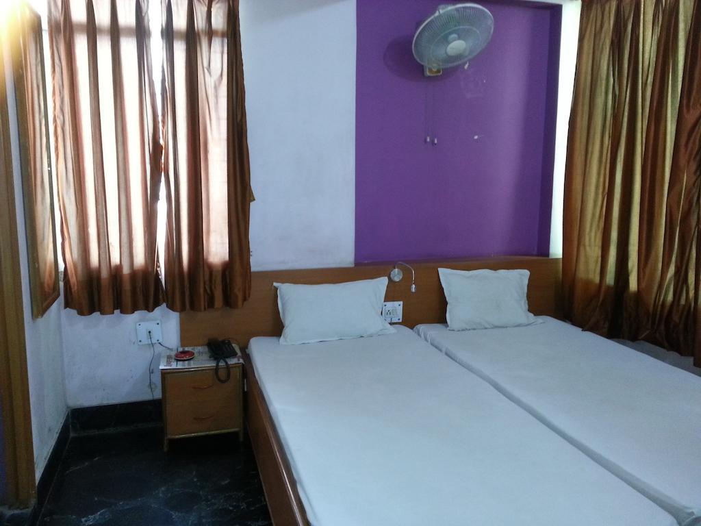 Hotel Marina Inn Dhanbād Habitación foto